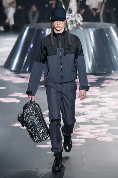 Look 21